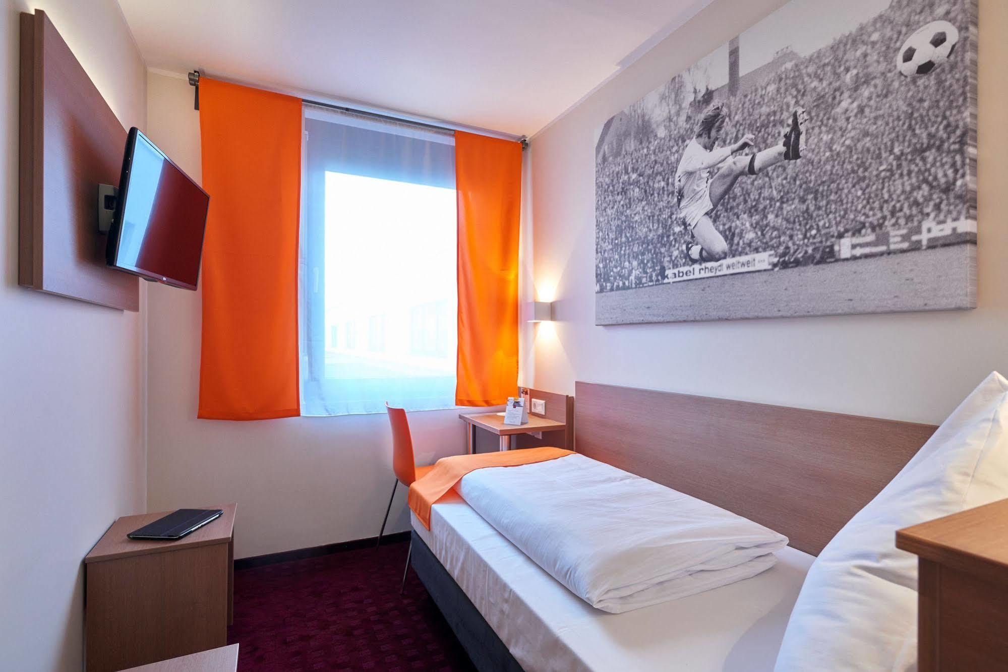 Mcdreams Hotel Moenchengladbach Ngoại thất bức ảnh